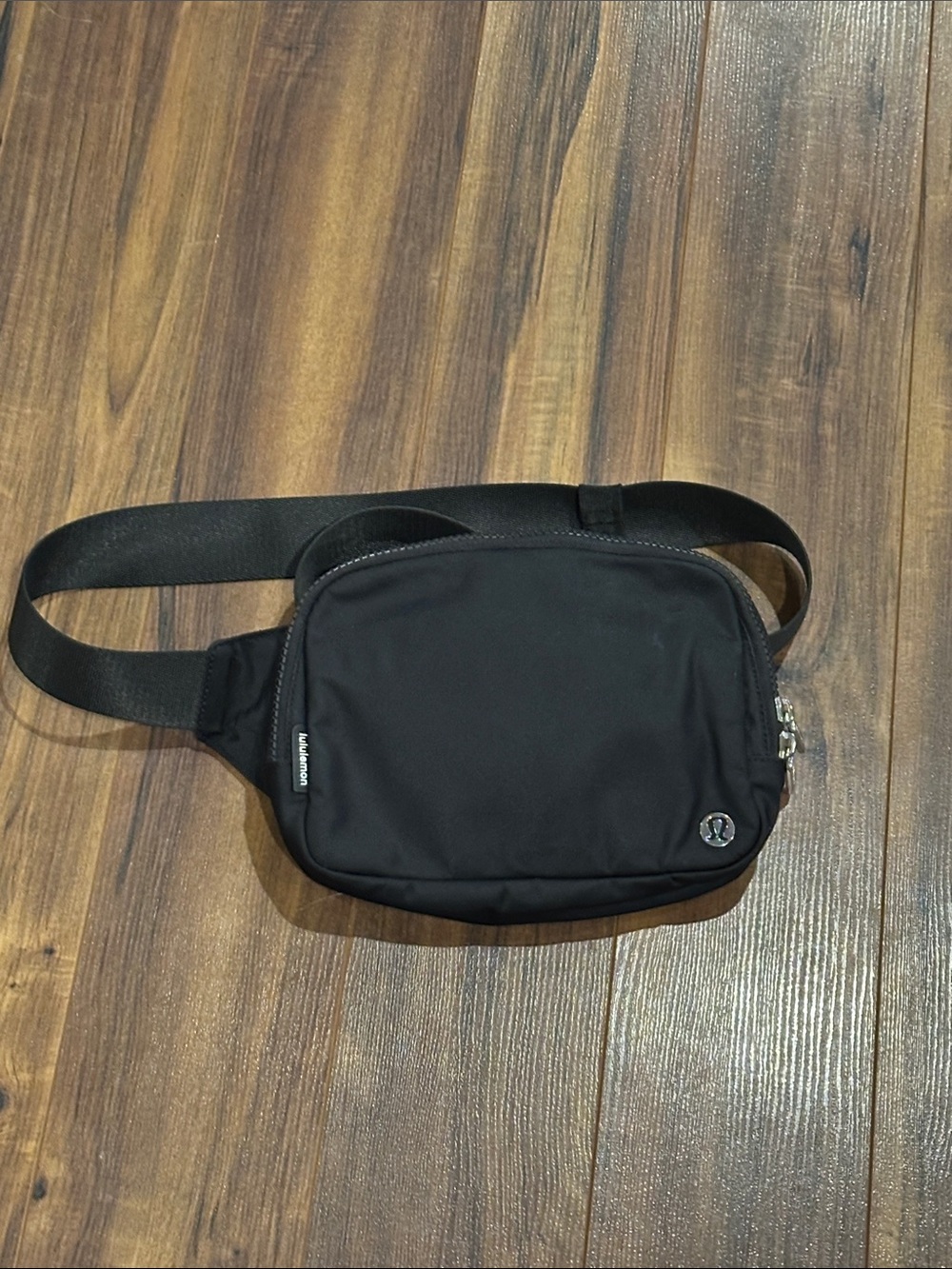 lululemon athletica 2L Black Belt Bag